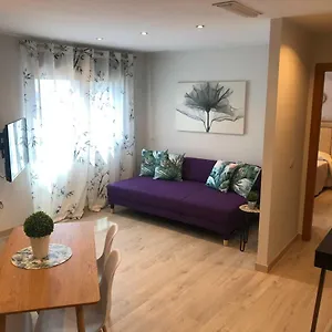 https://la-laguna-luxe-apartment.tenerifehoteles.net